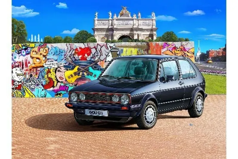 35 Years VW Golf GTI Pirelli