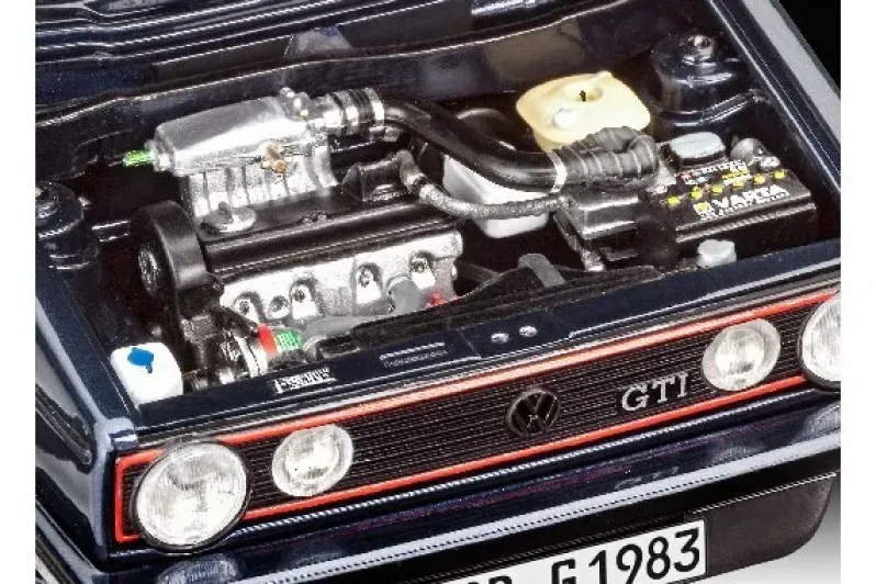 35 Years VW Golf GTI Pirelli