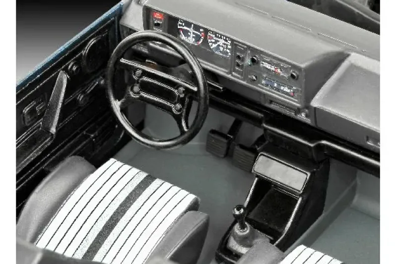 35 Years VW Golf GTI Pirelli
