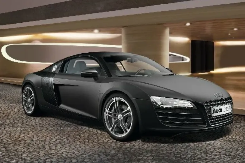 AUDI R8