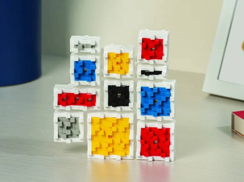 Plus-Plus Inspired - Mondrian